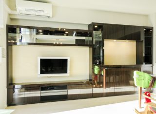 モデルルームも真っ青（？）な『壁面収納』と『飾り棚』を納品！